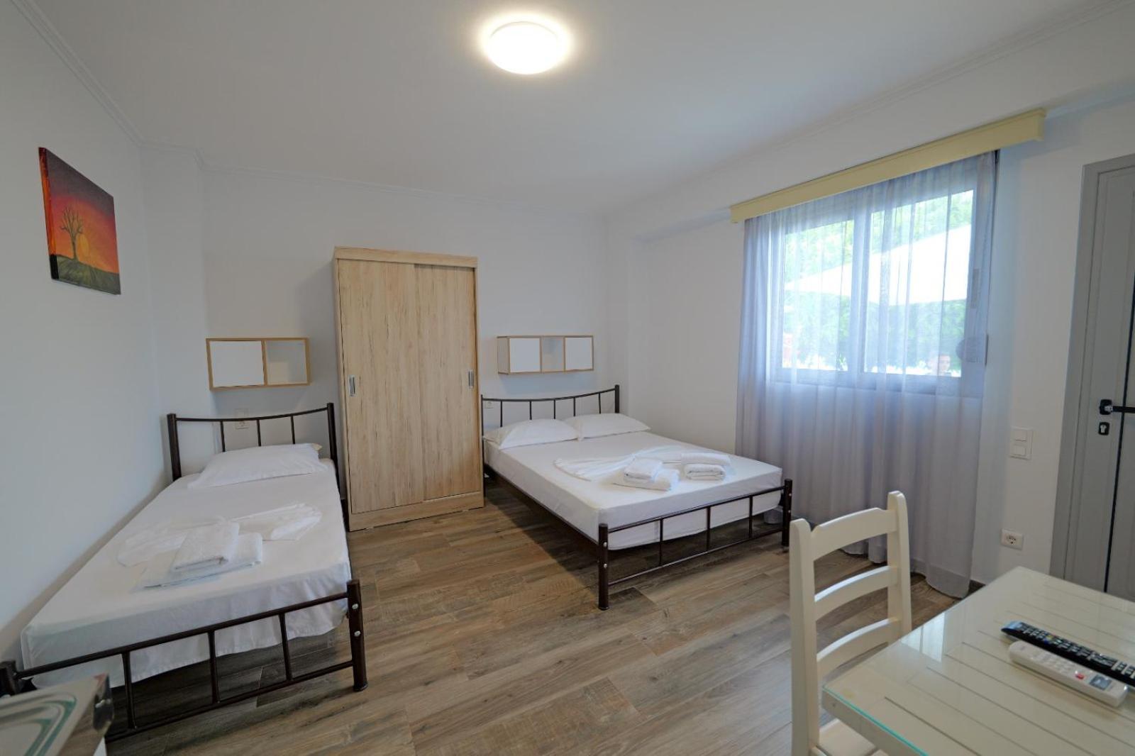 Eduard Lagji Apartament Lukovë Quarto foto
